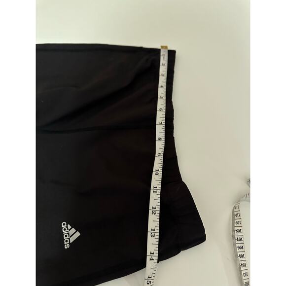 Women 2 Adidas XL Black Yoga pants and leggings, runs short & has signs of use - Picture 11 of 16
